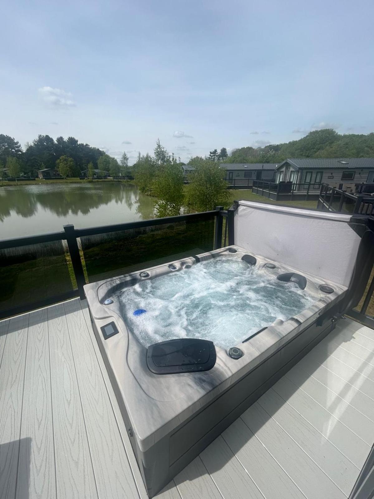 Hotchkin Lodge Woodhall Spa Kültér fotó